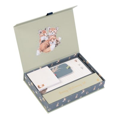 Stationery set with to do pad, sticky notes and bookmark presented in a gift box